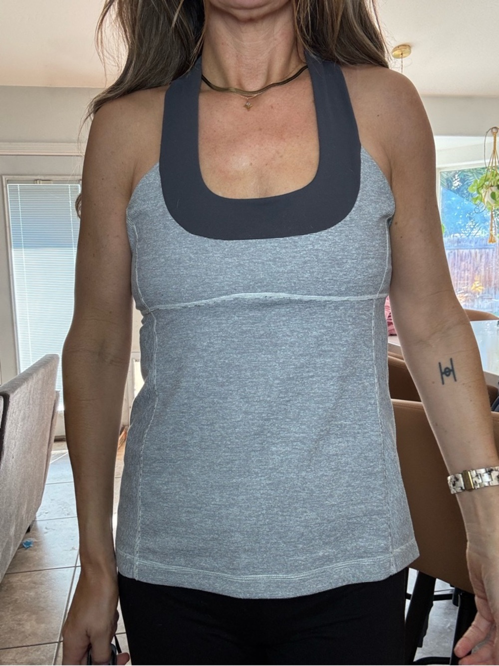 Lululemon scoop neck tank